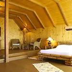 Village Resort 4*