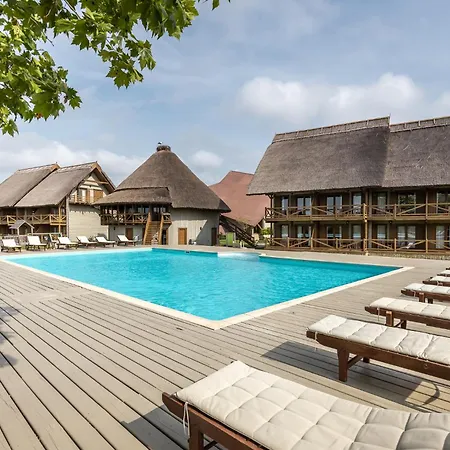 Village Üdülőközpont 4*