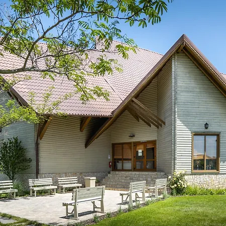 Complex Village Sfântu Gheorghe