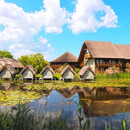 Üdülőközpont Village 4*