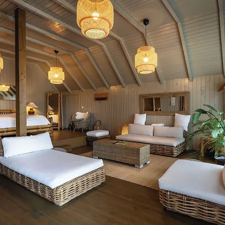 Village Rezort 4*