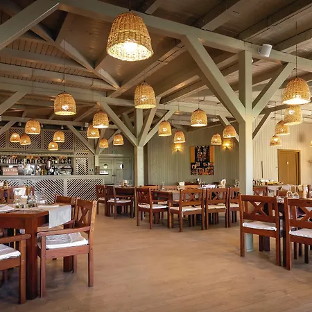 Üdülőközpont Village 4*